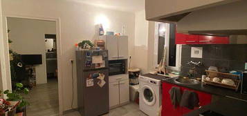 Appartement meublé T3 de 50 m² - Pierrefeu du Var