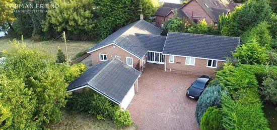 3 bedroom detached bungalow for sale