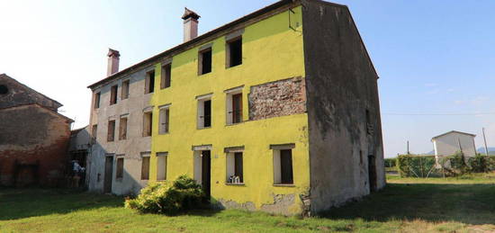 Casale/cascina in vendita in via Roneghetto, 10