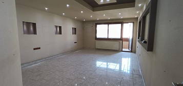 Buca Vali Rahmibey Mh. Menderes Cd. 3+1 135M2 Satlk Arakat Daire