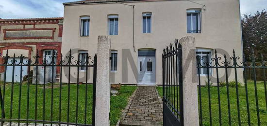 Vente maison 5 pièces 168 m²