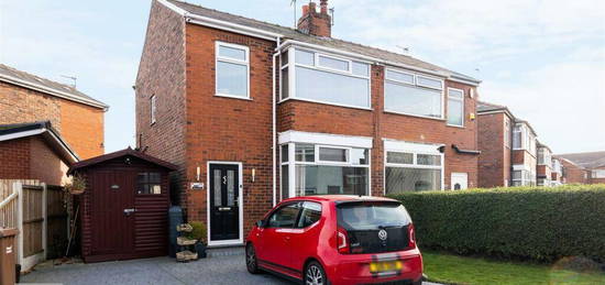 2 bedroom semi-detached house for sale