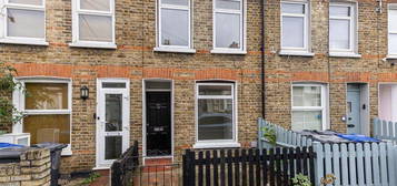 2 bedroom terraced house