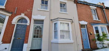 4 bedroom terraced house