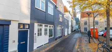 Vrouwestraat 14 d