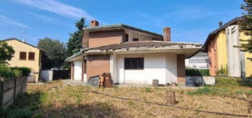 Villa in vendita in via Arcene s.n.c