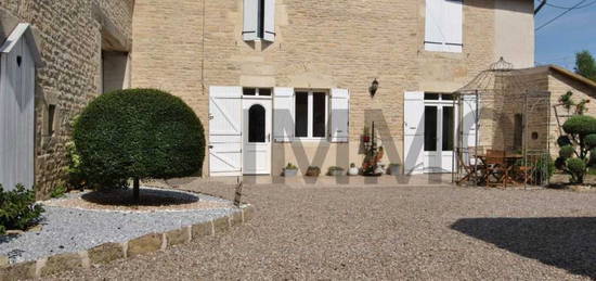 Villa  à vendre, 7 pièces, 6 chambres, 181 m²