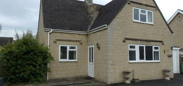 2 bedroom detached house