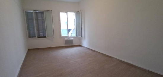 Appartement  à louer, 2 pièces, 1 chambre, 43 m²