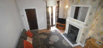 2 bedroom terraced house