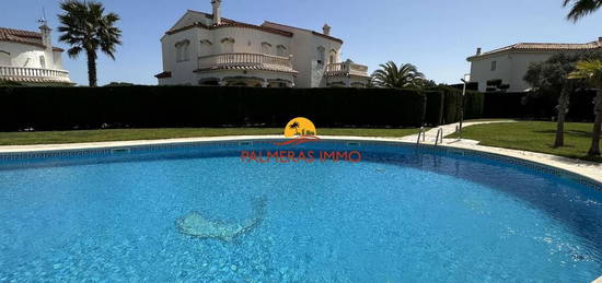 Casa adosada en venta en Costa del Zèfir