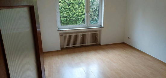 Wickrath 3Zimmer KDB Südbalkon Laminat Buche