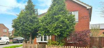 3 bedroom detached house