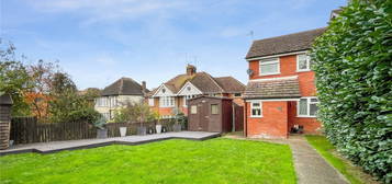 3 bed semi-detached house for sale