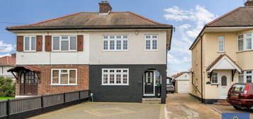 3 bed semi-detached house for sale