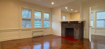 51 Poe Ave FLOOR 2, Newark, NJ 07106