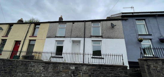 2 bed terraced house to rent