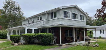 11 Oceanside Ave W, York, ME 03909