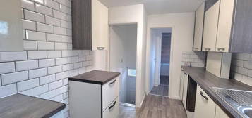 3 bedroom flat to rent