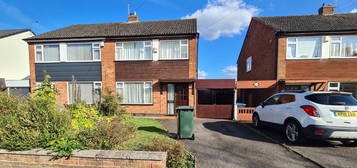 3 bed semi-detached house to rent