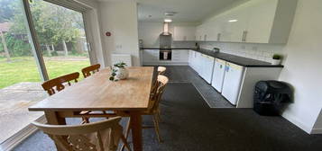 5 bed shared accommodation to rent