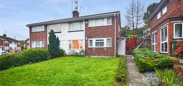 Maisonette for sale in Alton Close, Bexley, Kent DA5