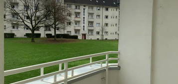 Erdgeschosswohnung mit 3 Zimmern und Balkon in Frohnhausen