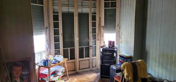 A VENDRE 3p, cave et balcon