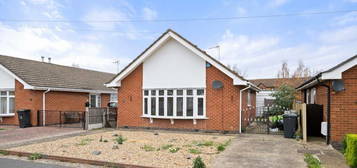 2 bedroom detached bungalow for sale