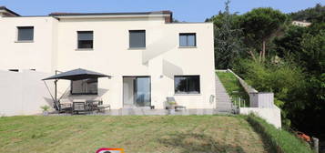 Villa 4 pièces 109 m²