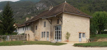 Maison de pierre à acheter