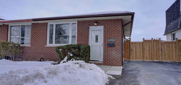 435 Maplewood Dr, Oshawa, ON L1G 5R7