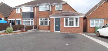 3 bedroom semi-detached house for sale