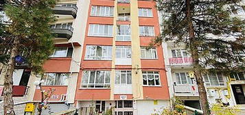 TURYAP SÜMERDEN TAŞKÖPRÜ CADDESİ KİRALIK 2+1 DAİRE