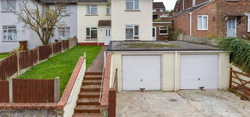 3 bed semi-detached house for sale