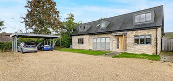 4 bed detached house for sale