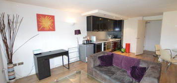 2 bed flat to rent