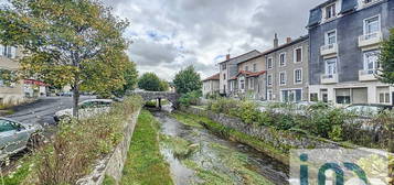 Maison de village 3 étages  à vendre, 4 pièces, 3 chambres, 102 m²