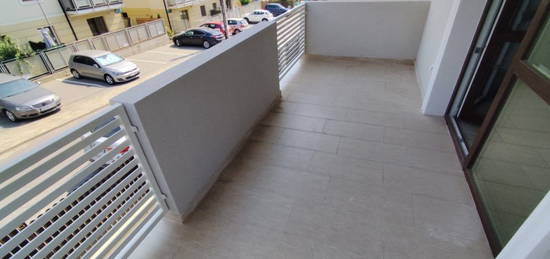 Apartament 3 camere Popas Pacurari,77mp,etaj 1/2,parcare Cod:156024