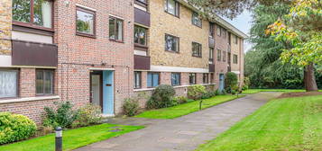 3 bed flat for sale