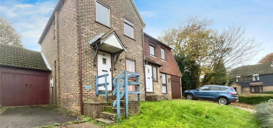 2 bedroom semi-detached house for sale