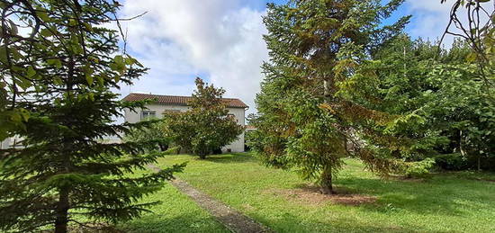 Maison Cognac 5 pièce(s) 85 m2