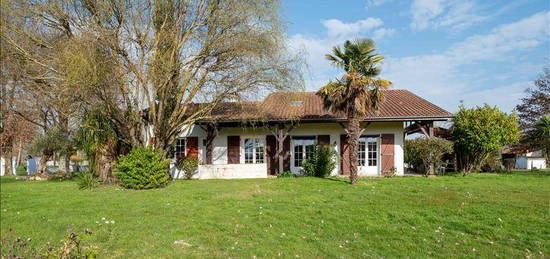 Maison  à vendre, 5 pièces, 4 chambres, 172 m²