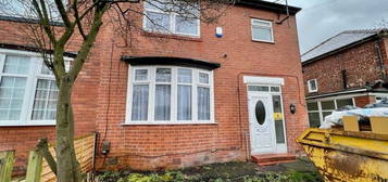 3 bedroom semi-detached house to rent