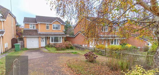 4 bed detached house for sale