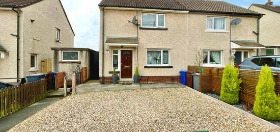 2 bedroom semi-detached house for sale