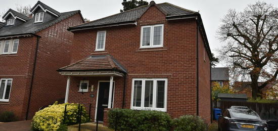 4 bedroom detached house