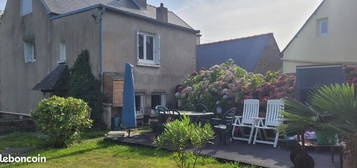 Maison 8 pièces 141 m²