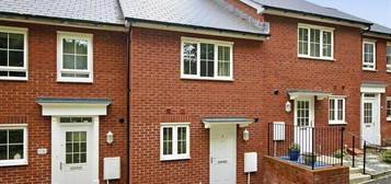 2 bedroom terraced house