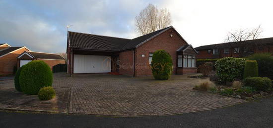 2 bedroom detached bungalow for sale